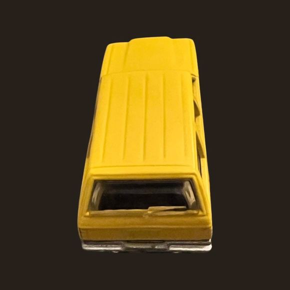 Vintage RARE Hot Wheels 1981 ARIES WAGON Hong Kong Original Old Station Wagon - Picture 2 of 4